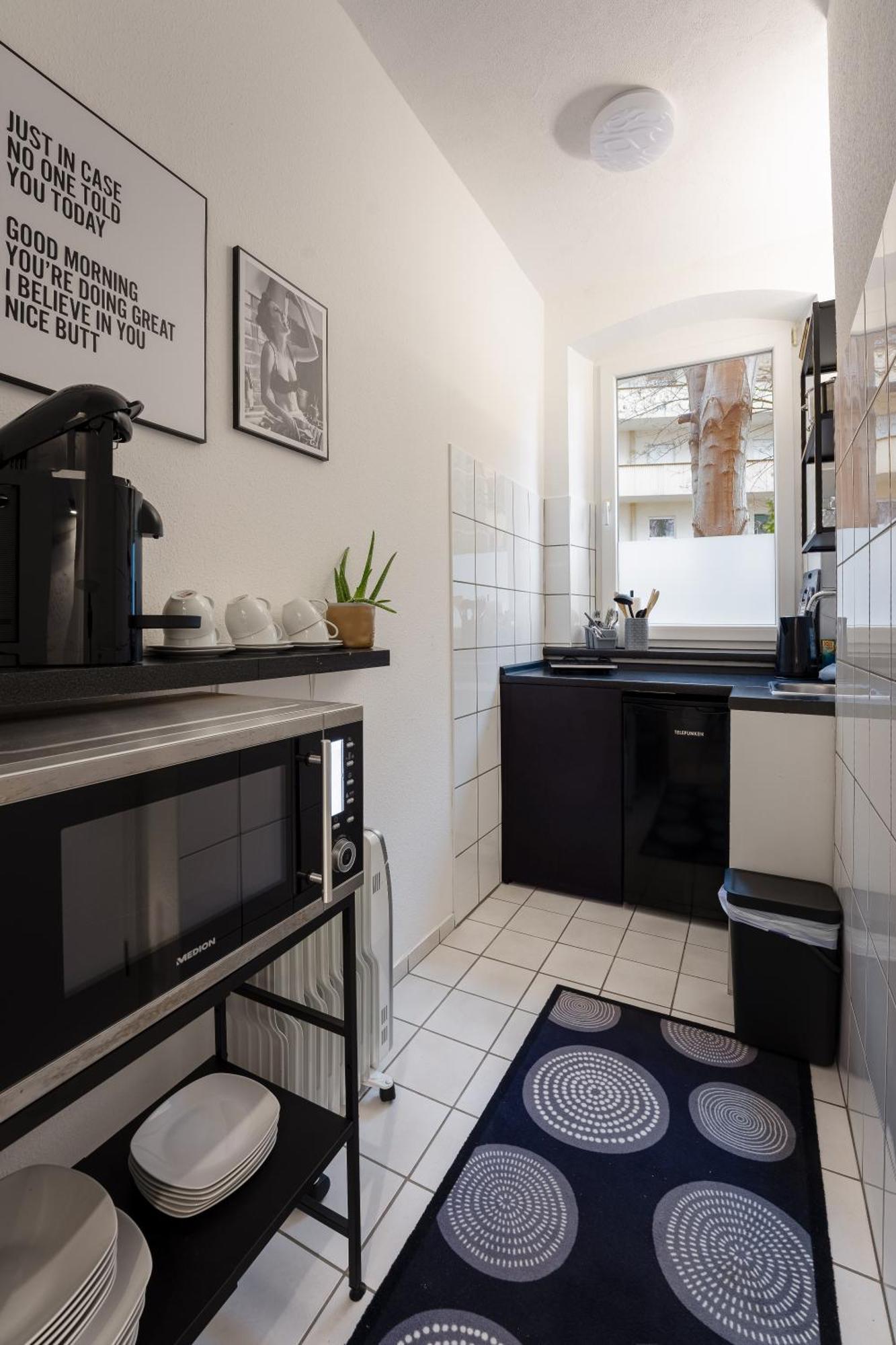 Modern Living Apartment - 3-Zimmer - Nuernberg Nord, Ruhige Seitenstrasse, Fusslaeufig Strassenbahn Εξωτερικό φωτογραφία